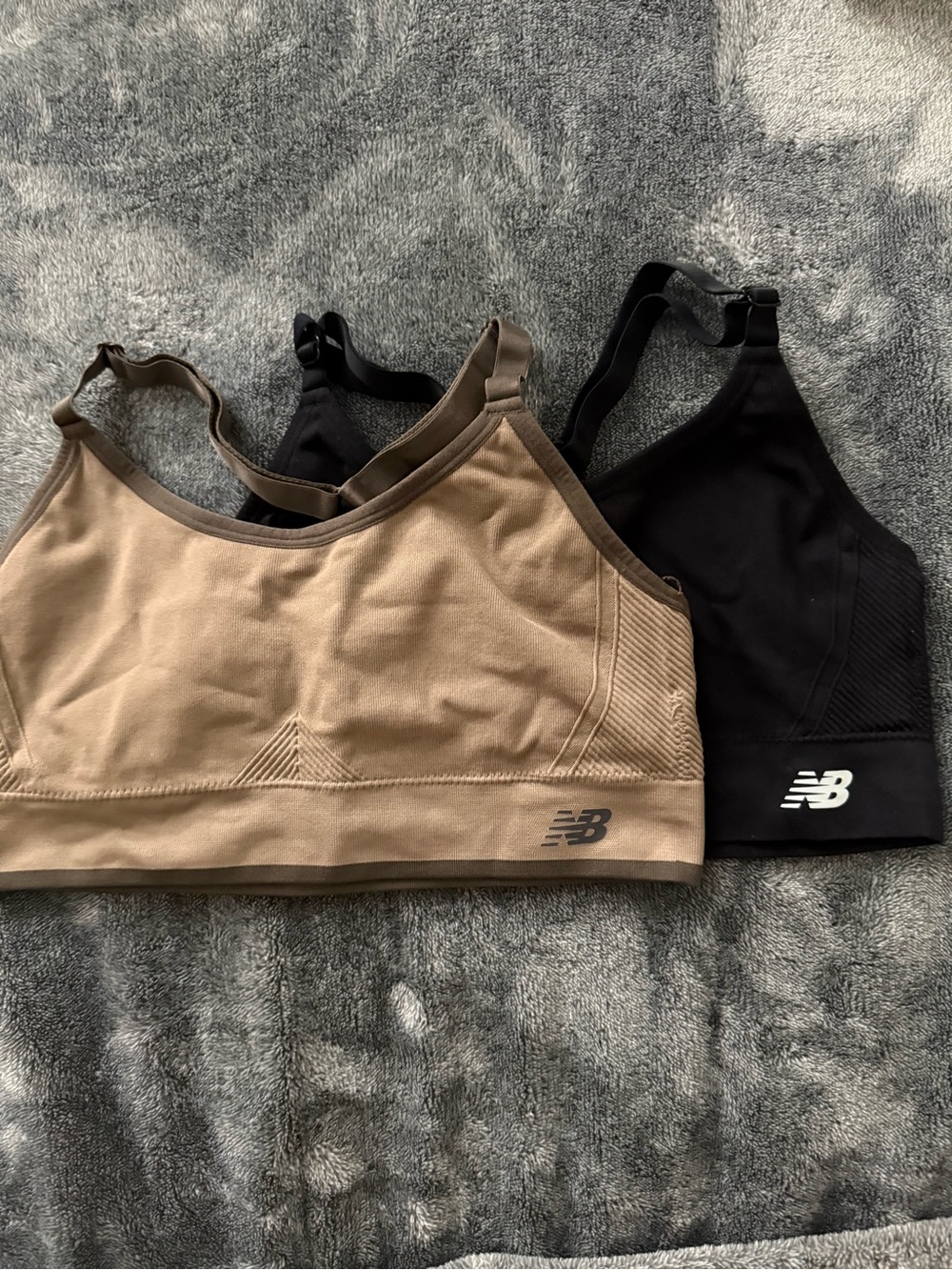 New Balance Women's Seamless Sports Bra - Black & Taupe Large NWOT